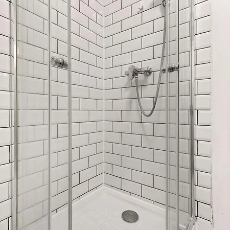 Cosy 10 Min Center Lejlighed *