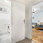 Cosy 10 Min Center Братислава