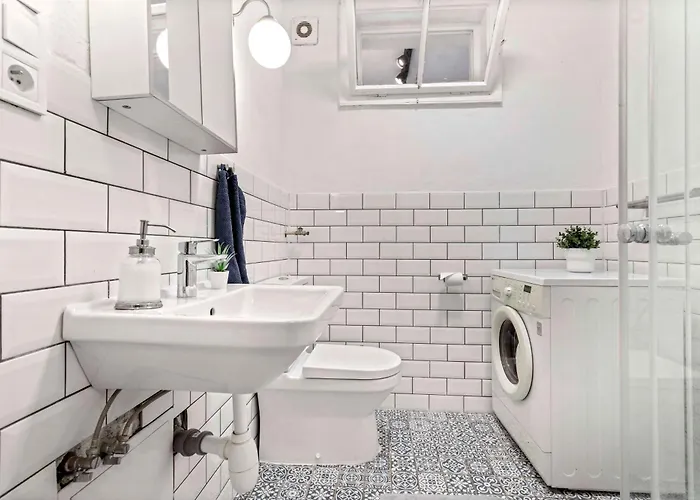 Cosy 10 Min Center Апартаменти Братислава